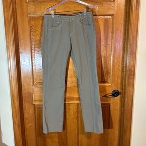 KUHL Women’s Outdoor Hiking Pants Size 8-NWOTS